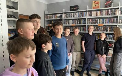 Wyjście edukacyjne klasy VI do&nbsp;Biblioteki Pedagogicznej w&nbsp;Radomiu